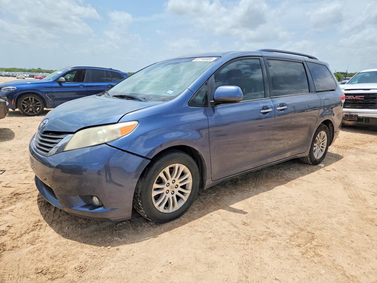 2014 TOYOTA SIENNA XLE 8-PASSENGER | 5TDYK3DC7ES503595 | UPCARS