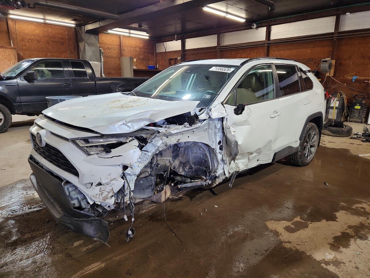 2024 TOYOTA RAV4 XLE PREMIUM | 2T3B6RFV0RW051151 | UPCARS
