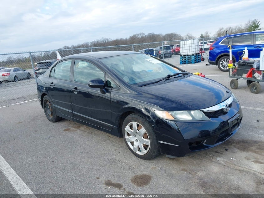 2011 HONDA CIVIC LX | 19XFA1F52BE002875 | UPCARS