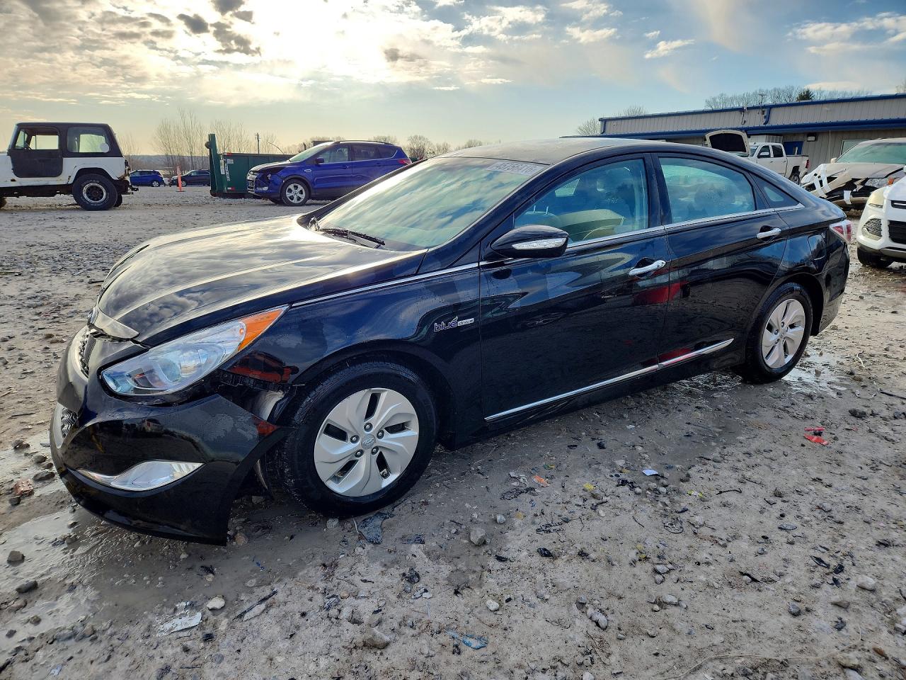 2013 HYUNDAI SONATA BASE | KMHEC4A45DA070370 | UPCARS