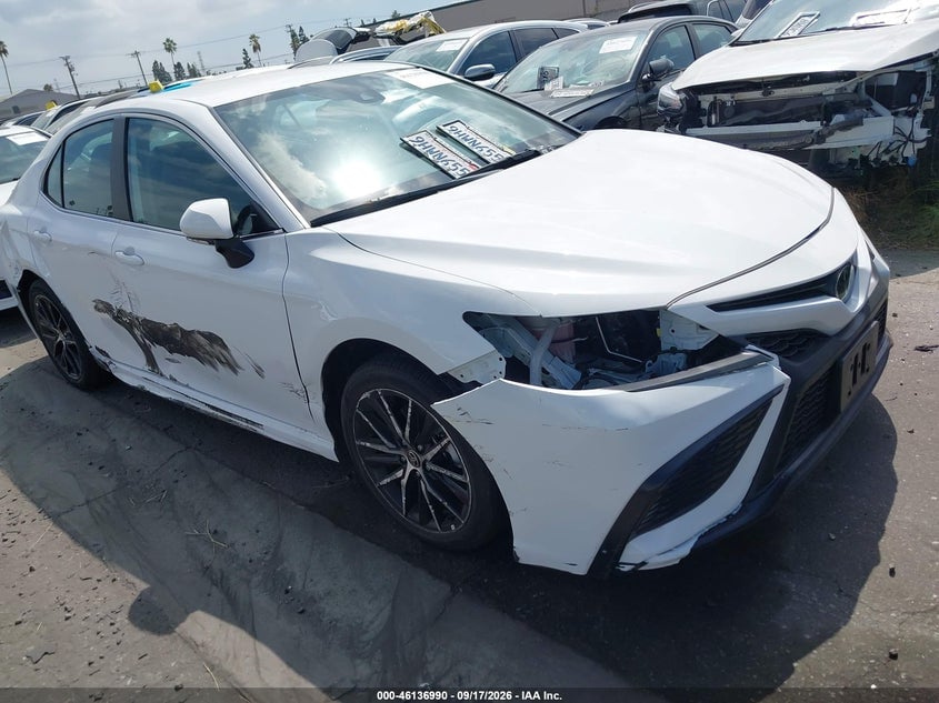 2024 TOYOTA CAMRY SE | 4T1G11AK8RU842569 | UPCARS