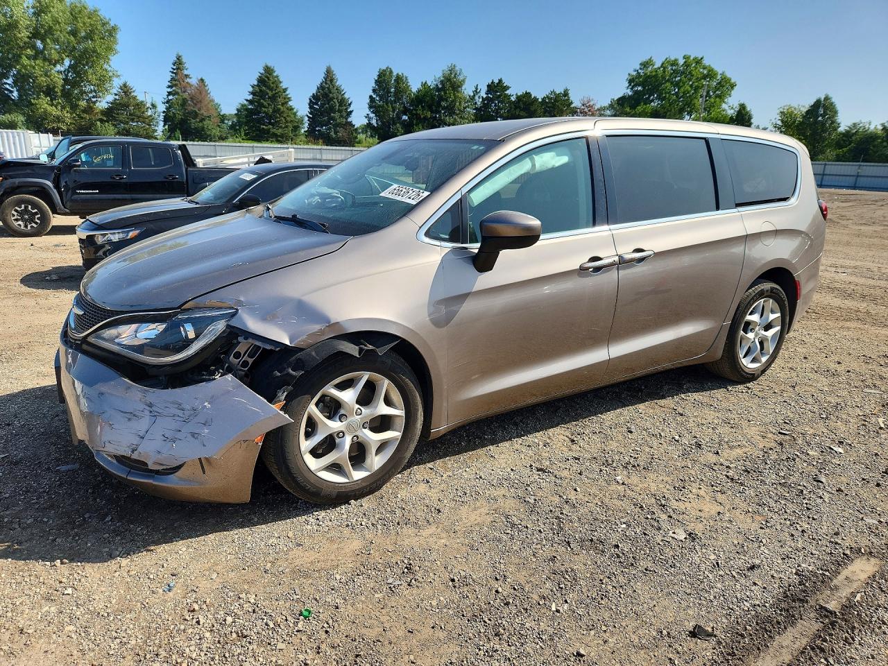 2017 CHRYSLER PACIFICA TOURING L | 2C4RC1BG9HR795873 | UPCARS