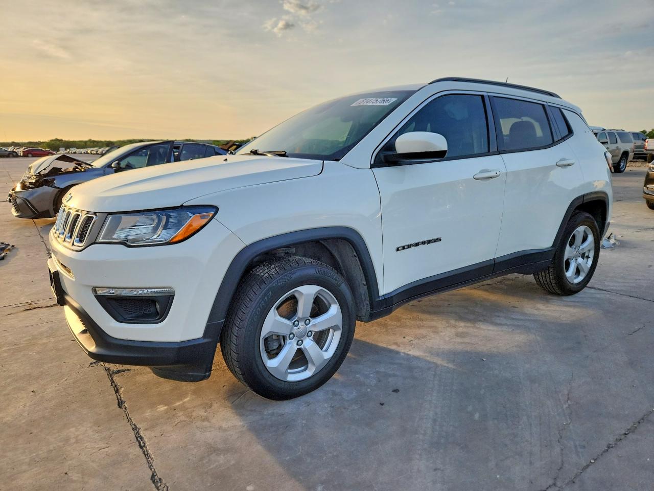 2018 JEEP COMPASS LATITUDE | 3C4NJDBB2JT337105 | UPCARS