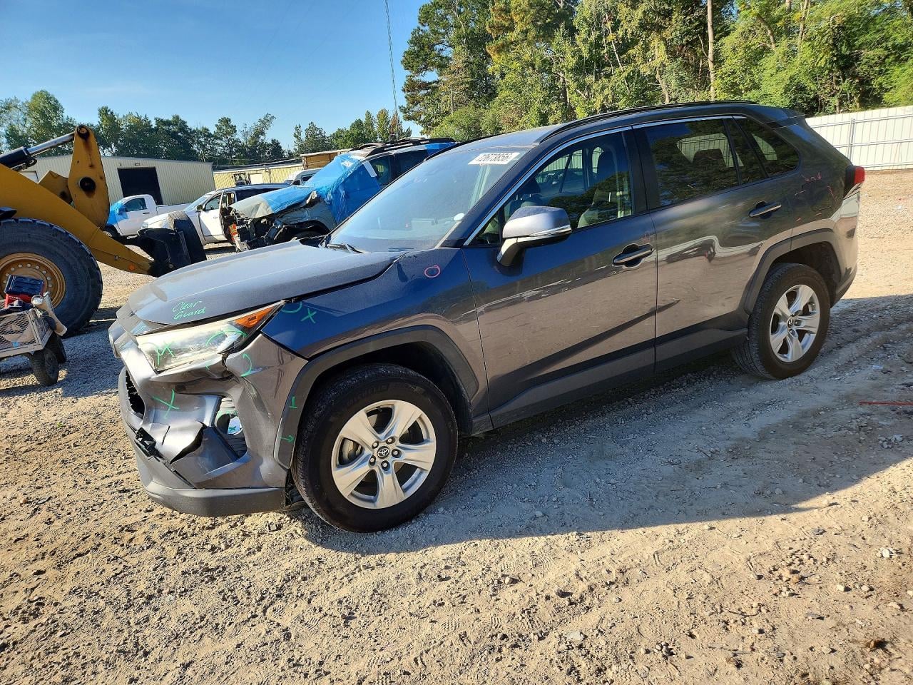 2019 TOYOTA RAV4 XLE | JTMW1RFV9KD009256 | UPCARS