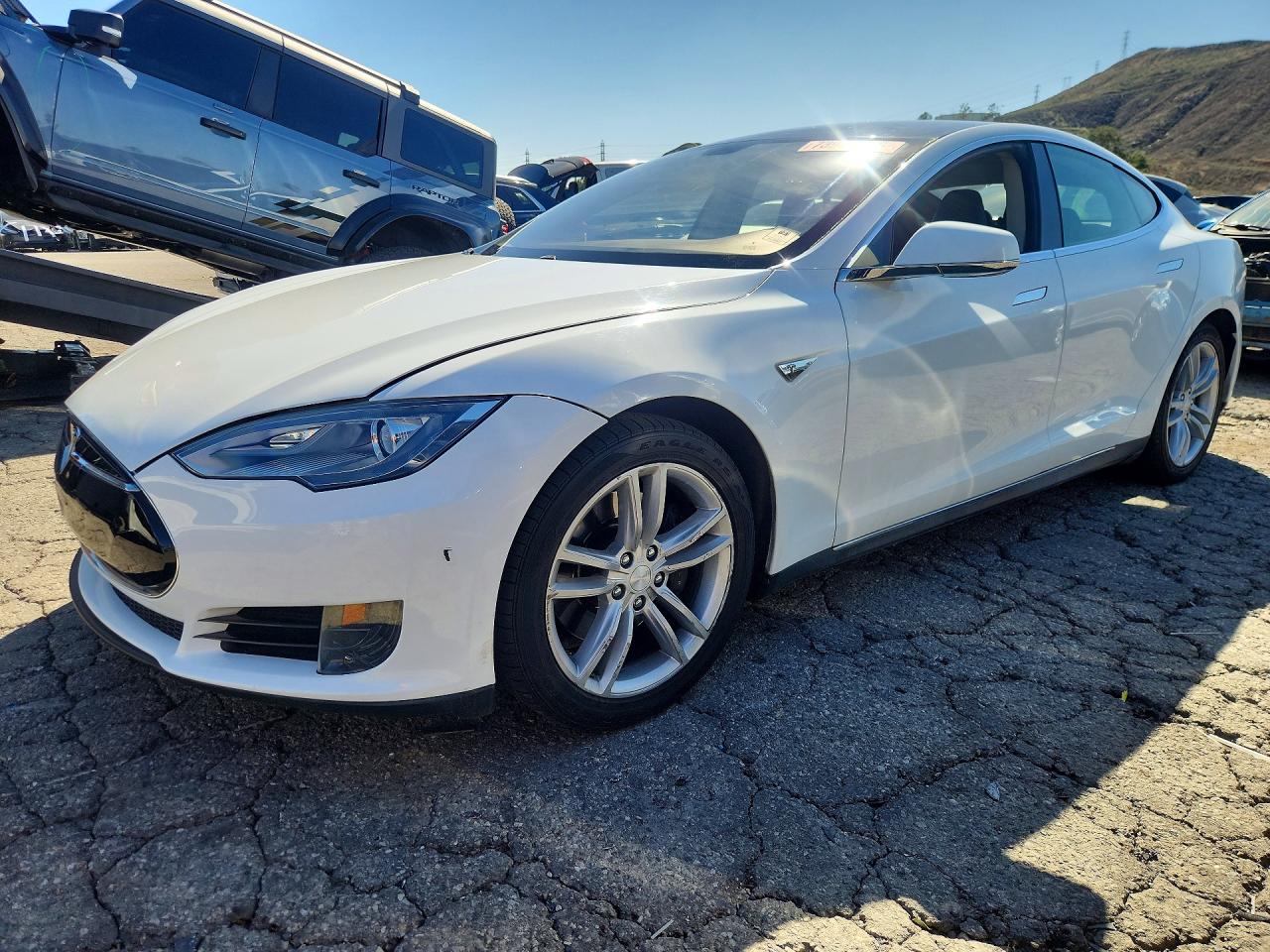 2013 TESLA MODEL S | 5YJSA1AC7DFP10881 | UPCARS