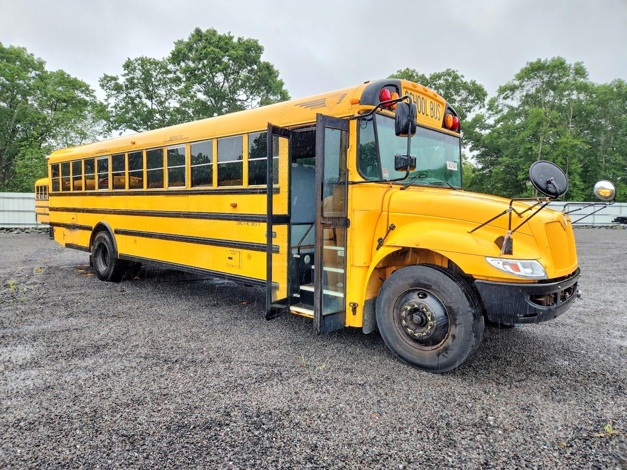 2015 IC CORPORATION 3000 CE | 4DRBUC8P2FB670111 | UPCARS