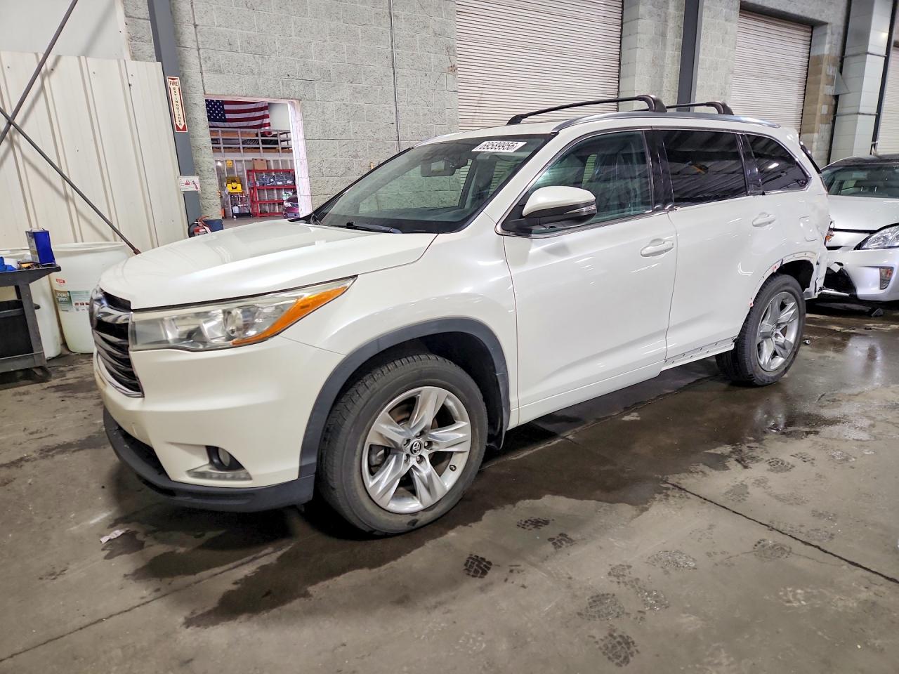2016 TOYOTA HIGHLANDER LIMITED PLATINUM | 5TDDKRFH2GS333398 | UPCARS