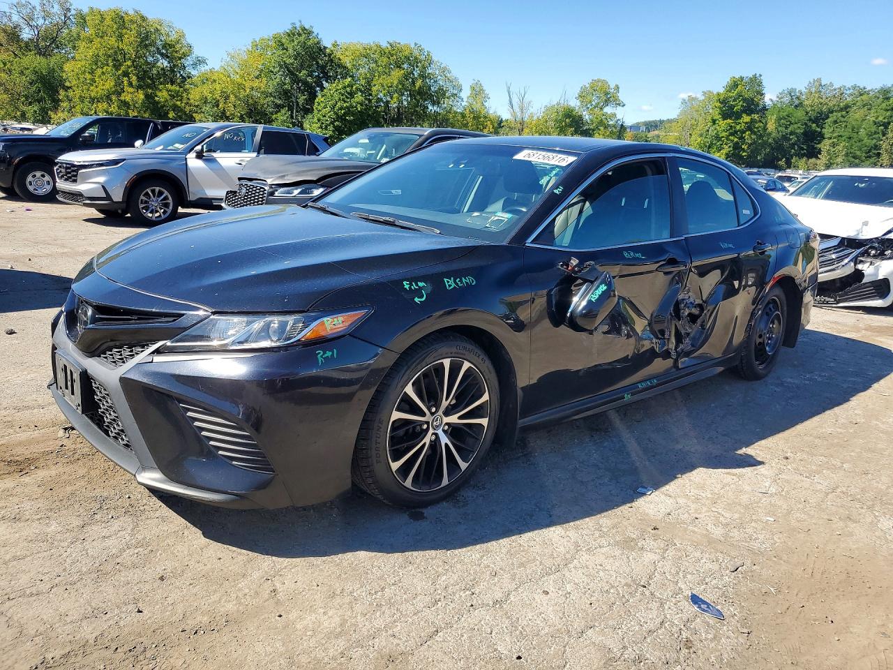 2018 TOYOTA CAMRY SE | 4T1B11HK4JU646780 | UPCARS