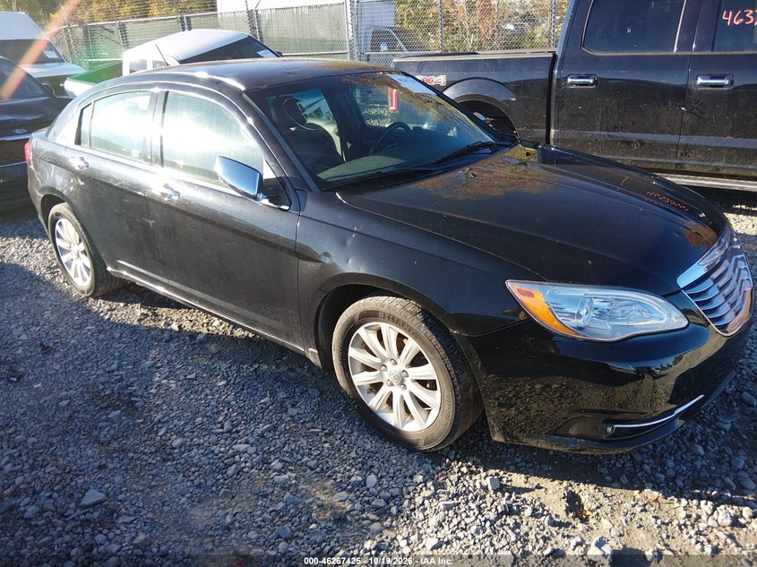2014 CHRYSLER 200 LIMITED | 1C3CCBCG8EN172817 | UPCARS