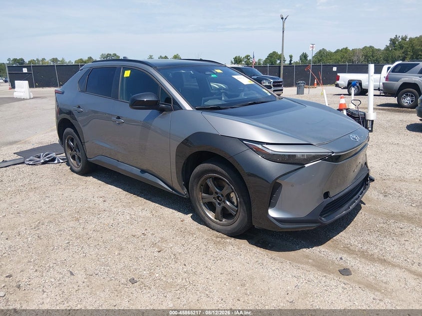 2024 TOYOTA BZ4 XLE | JTMAAAAA3RA034049 | UPCARS