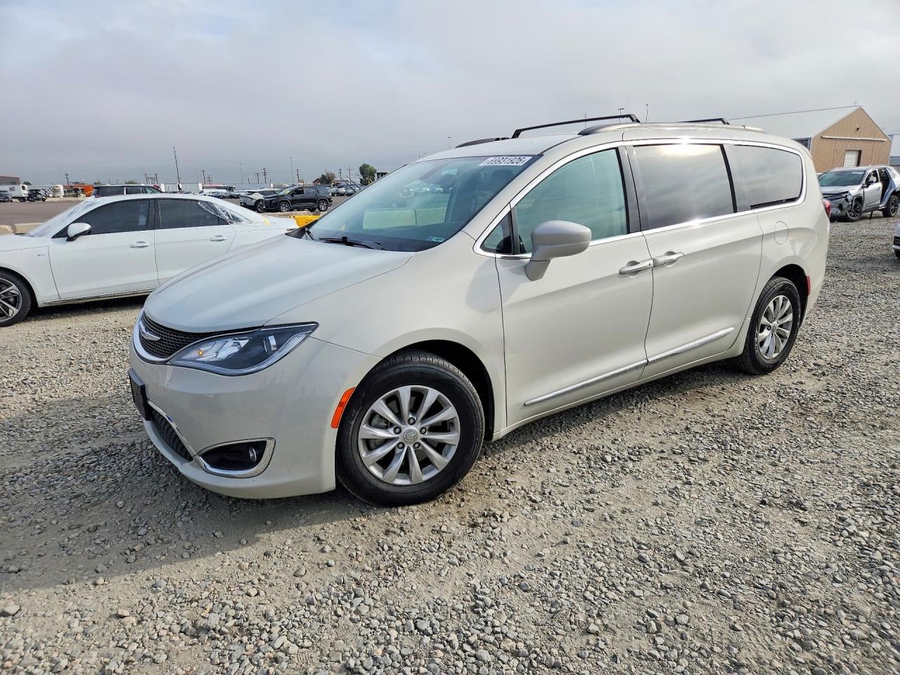 2017 CHRYSLER PACIFICA TOURING L | 2C4RC1BG0HR553652 | UPCARS