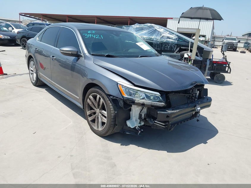 2018 VOLKSWAGEN PASSAT 2.0T SEL PREMIUM | 1VWCA7A33JC041960 | UPCARS