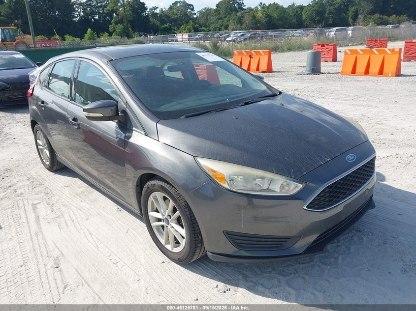 2015 FORD FOCU SE | 1FADP3K21FL241995 | UPCARS