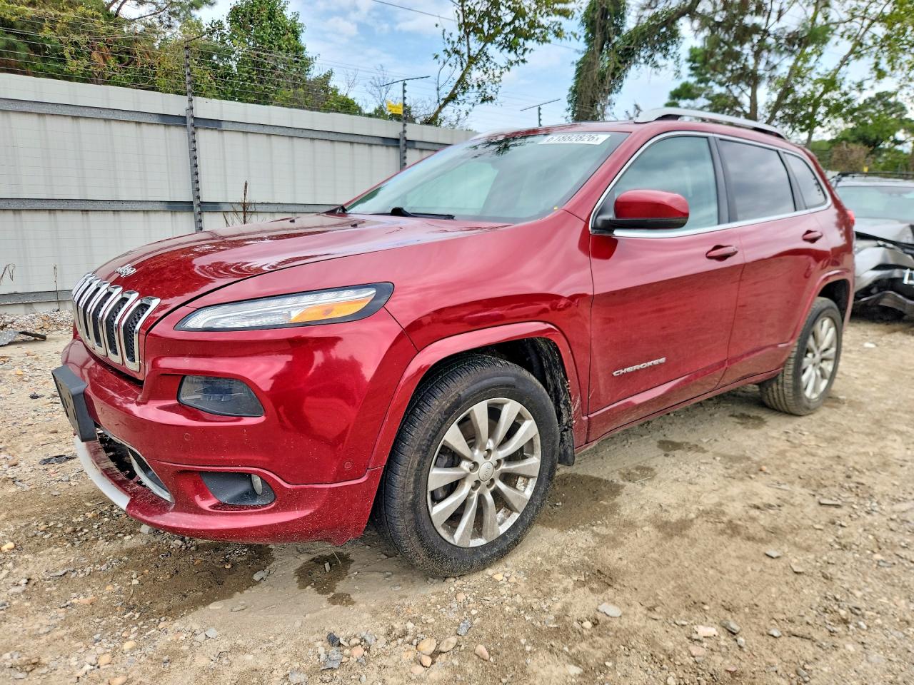 2017 JEEP CHEROKEE OVERLAND | 1C4PJMJS4HW656486 | UPCARS