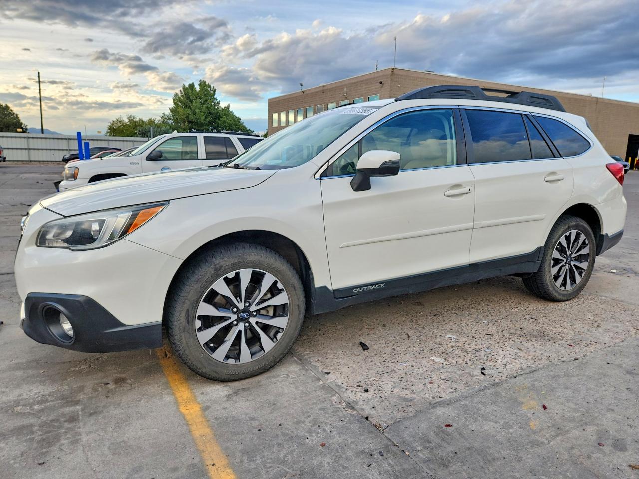 2016 SUBARU OUTBACK 2.5I LIMITED | 4S4BSBJC2G3272545 | UPCARS