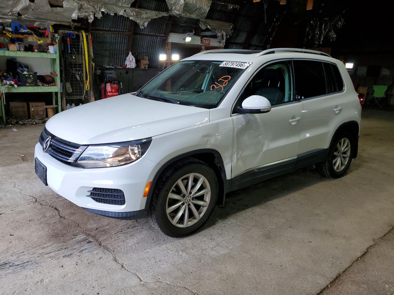 2017 VOLKSWAGEN TIGUAN WOLFSBURG | WVGSV7AX0HW506172 | UPCARS