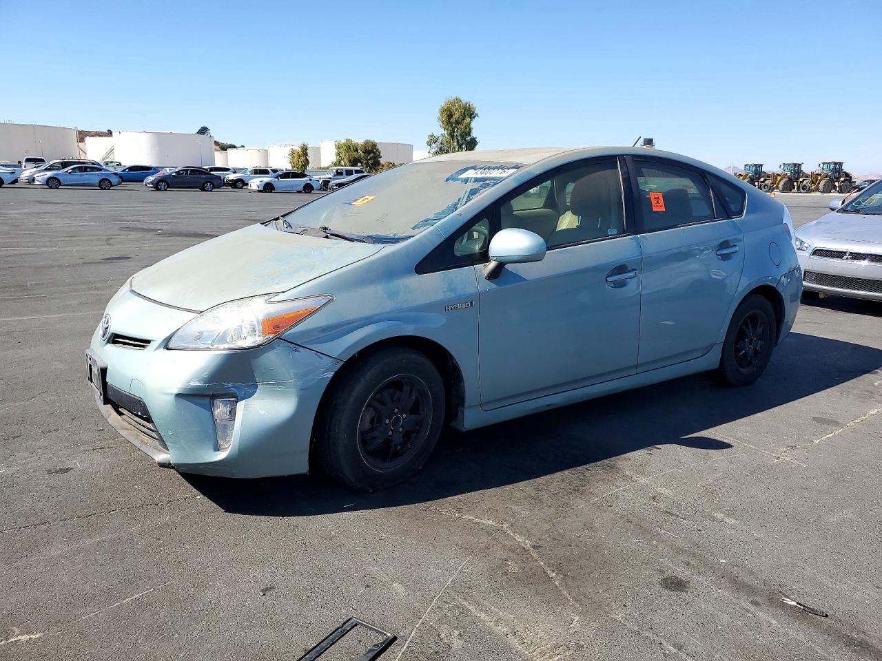 2013 TOYOTA PRIUS TWO | JTDKN3DU8D1624511 | UPCARS