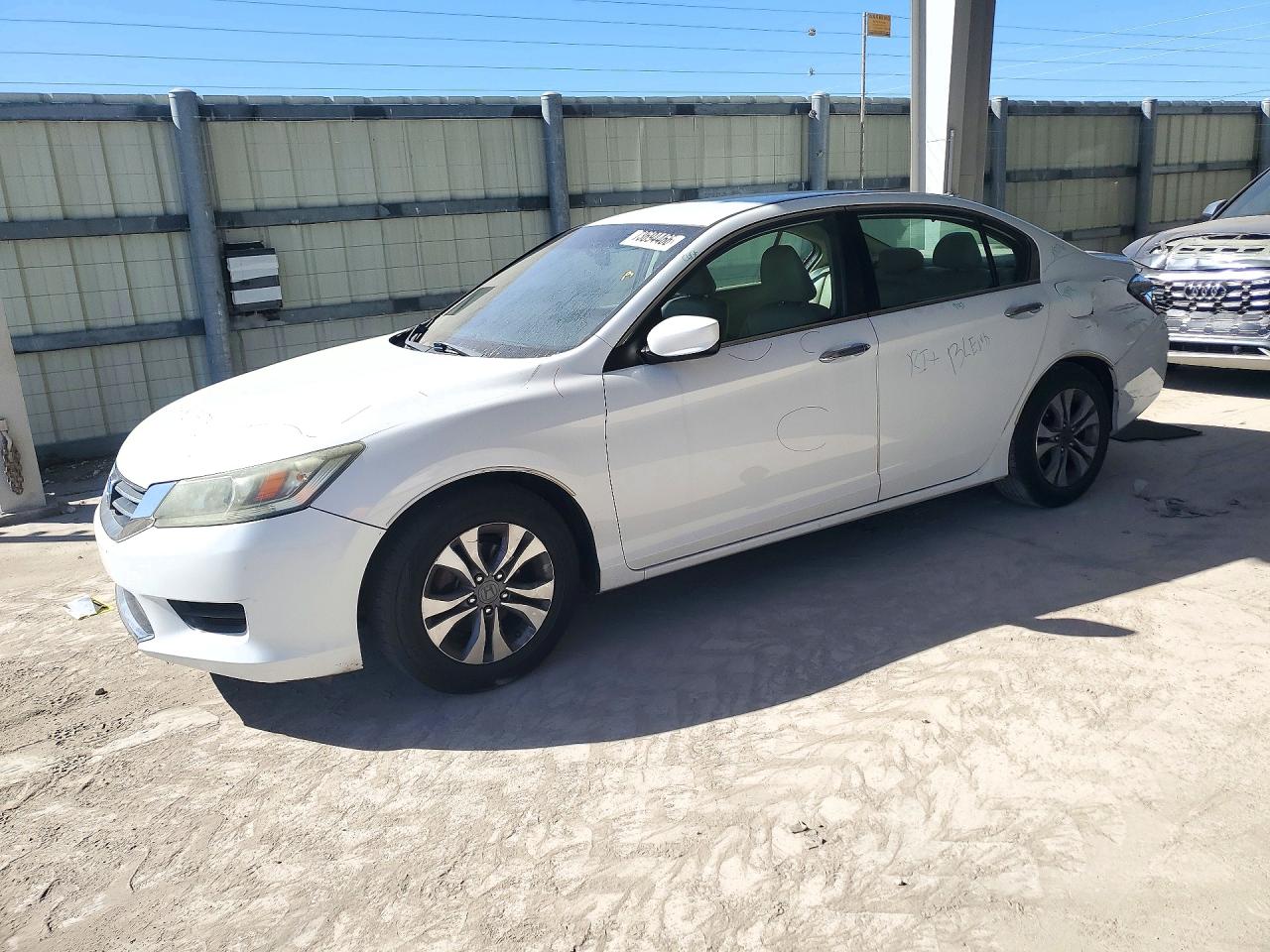 2014 HONDA ACCORD LX | 1HGCR2F33EA203595 | UPCARS