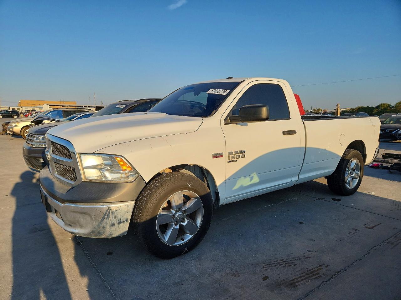 2019 RAM 1500 TRADESMAN | 3C6JR6DT4KG669735 | UPCARS
