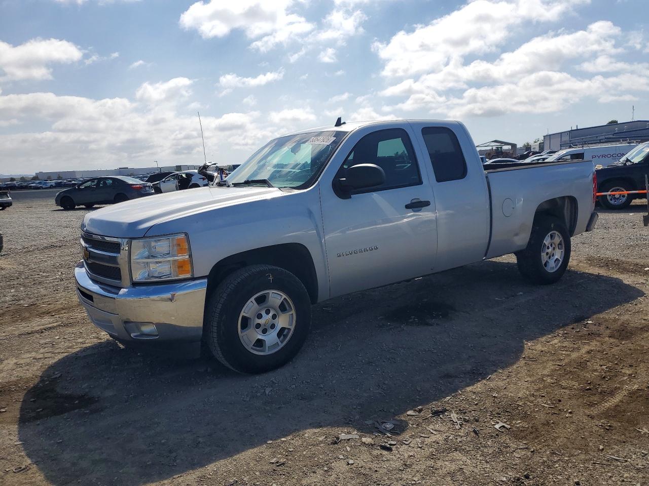 2013 CHEVROLET SILVERADO C1500 LT | 1GCRCSE04DZ298072 | UPCARS