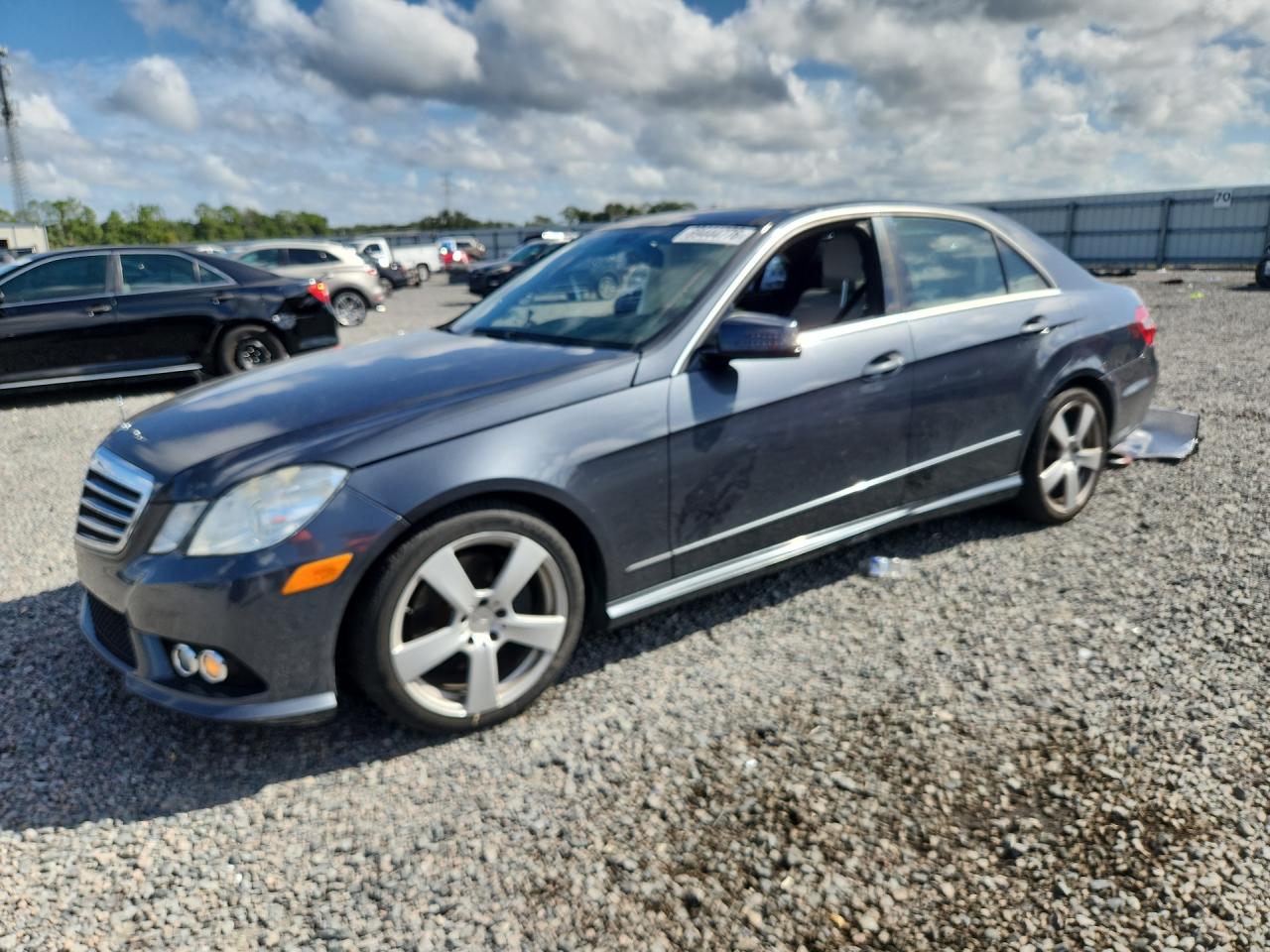 2010 MERCEDES-BENZ E-CLASS 350 | WDDHF5GB3AA207988 | UPCARS