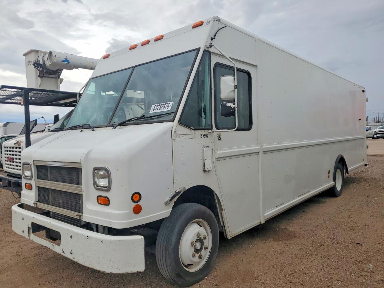 2004 FREIGHTLINER ALL OTHER DELIVERY TRUCK | 4UZAANBW14CM64480 | UPCARS
