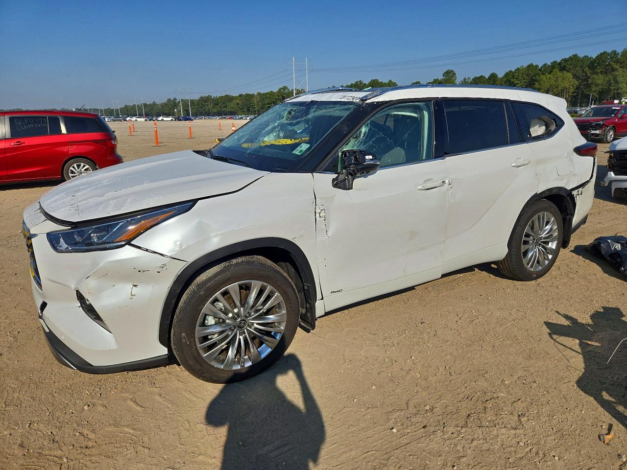 2025 TOYOTA HIGHLANDER PLATINUM | 5TDEBRCH2SS680487 | UPCARS