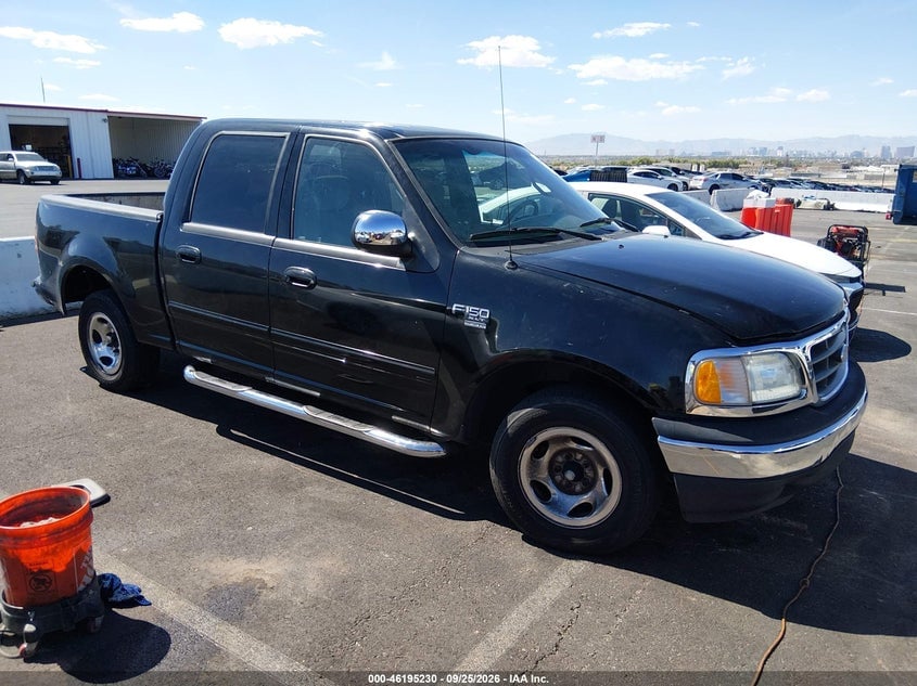 2002 FORD F-150 LARIAT/XLT | 1FTRW07L62KA10352 | UPCARS