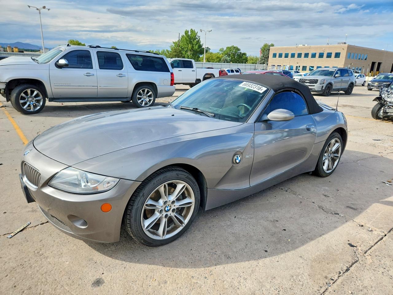 2005 BMW Z4 | 4USBT53585LU11151 | UPCARS
