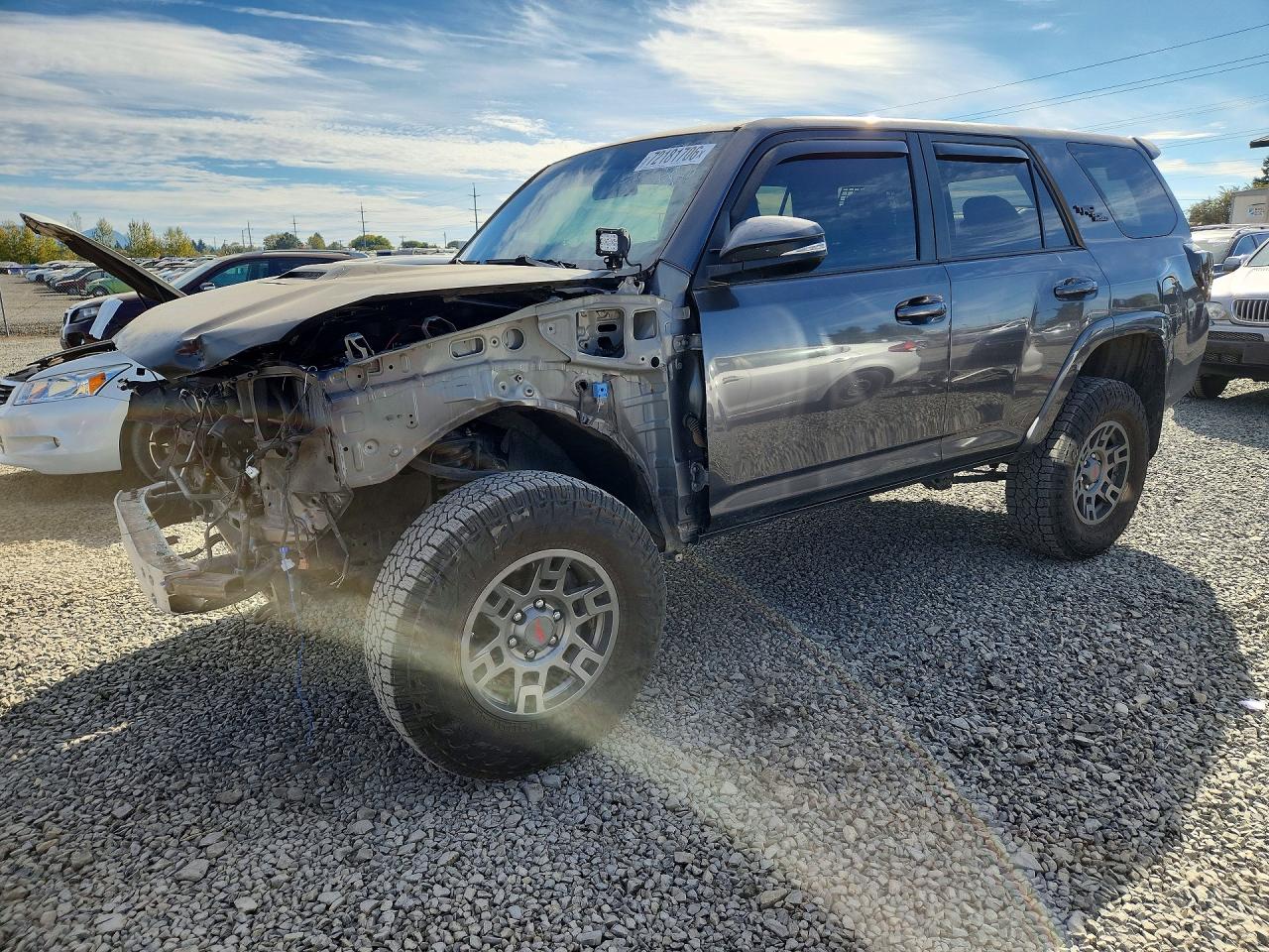 2019 TOYOTA 4RUNNER TRD OFF-ROAD PREMIUM | JTEBU5JR5K5722220 | UPCARS