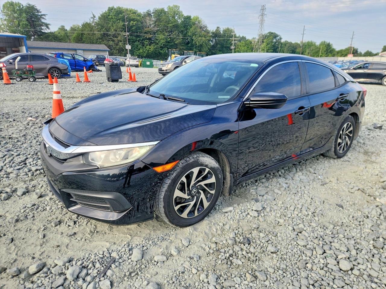 2017 HONDA CIVIC | 19XFC2F5XHE012952 | UPCARS