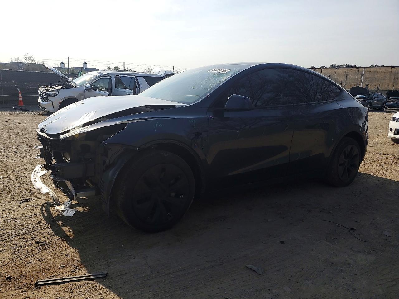 2024 TESLA MODEL Y | 7SAYGDEE0RA251027 | UPCARS