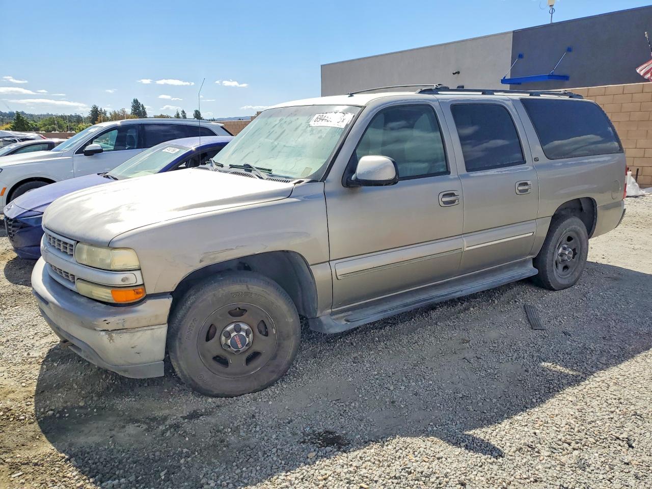 2002 CHEVROLET SUBURBAN C1500 | 1GNEC16T42J216099 | UPCARS