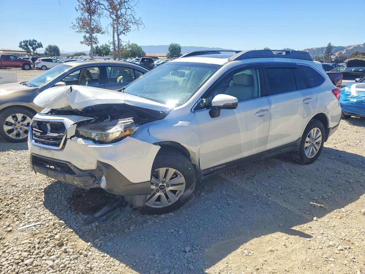 2019 SUBARU OUTBACK 2.5I PREMIUM | 4S4BSAHC2K3359967 | UPCARS