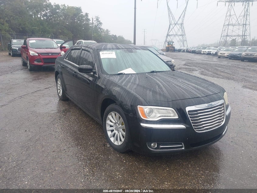 2013 CHRYSLER 300 MOTOWN | 2C3CCAAG1DH533146 | UPCARS