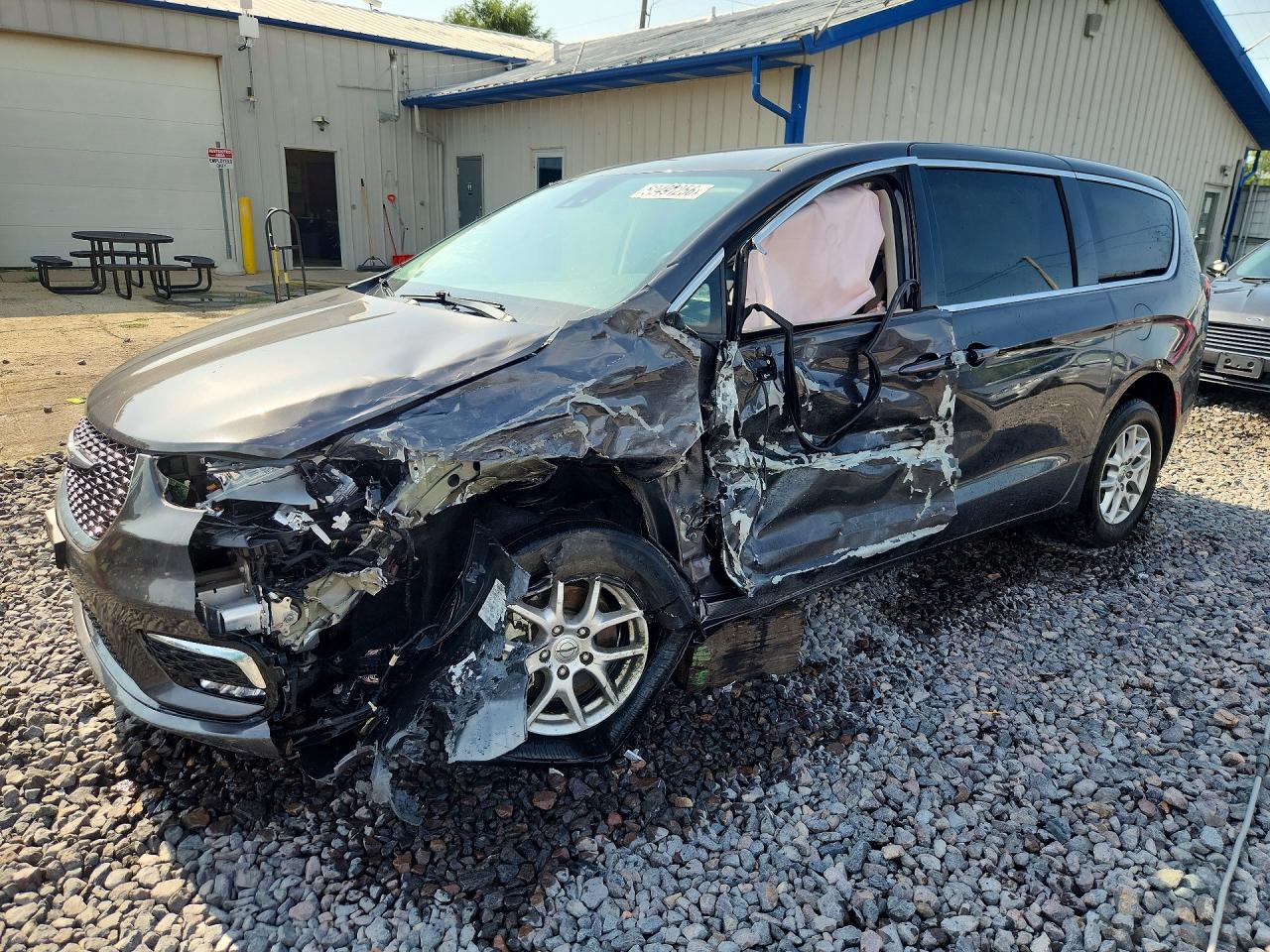 2023 CHRYSLER PACIFICA TOURING L | 2C4RC1BG4PR514674 | UPCARS