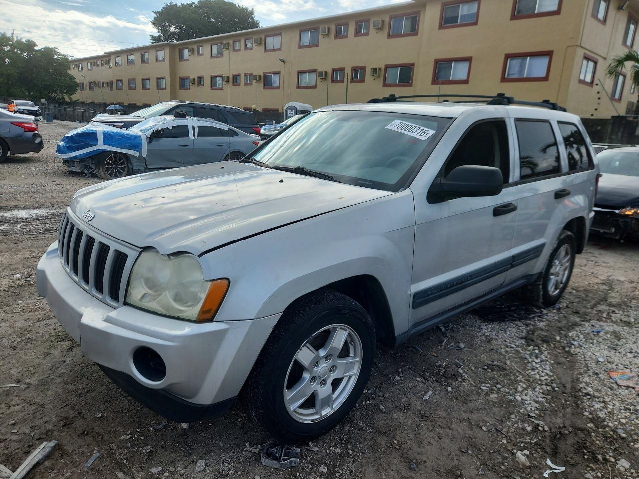 2005 JEEP CHEROKEE LAREDO | 1J4GS48K35C700939 | UPCARS