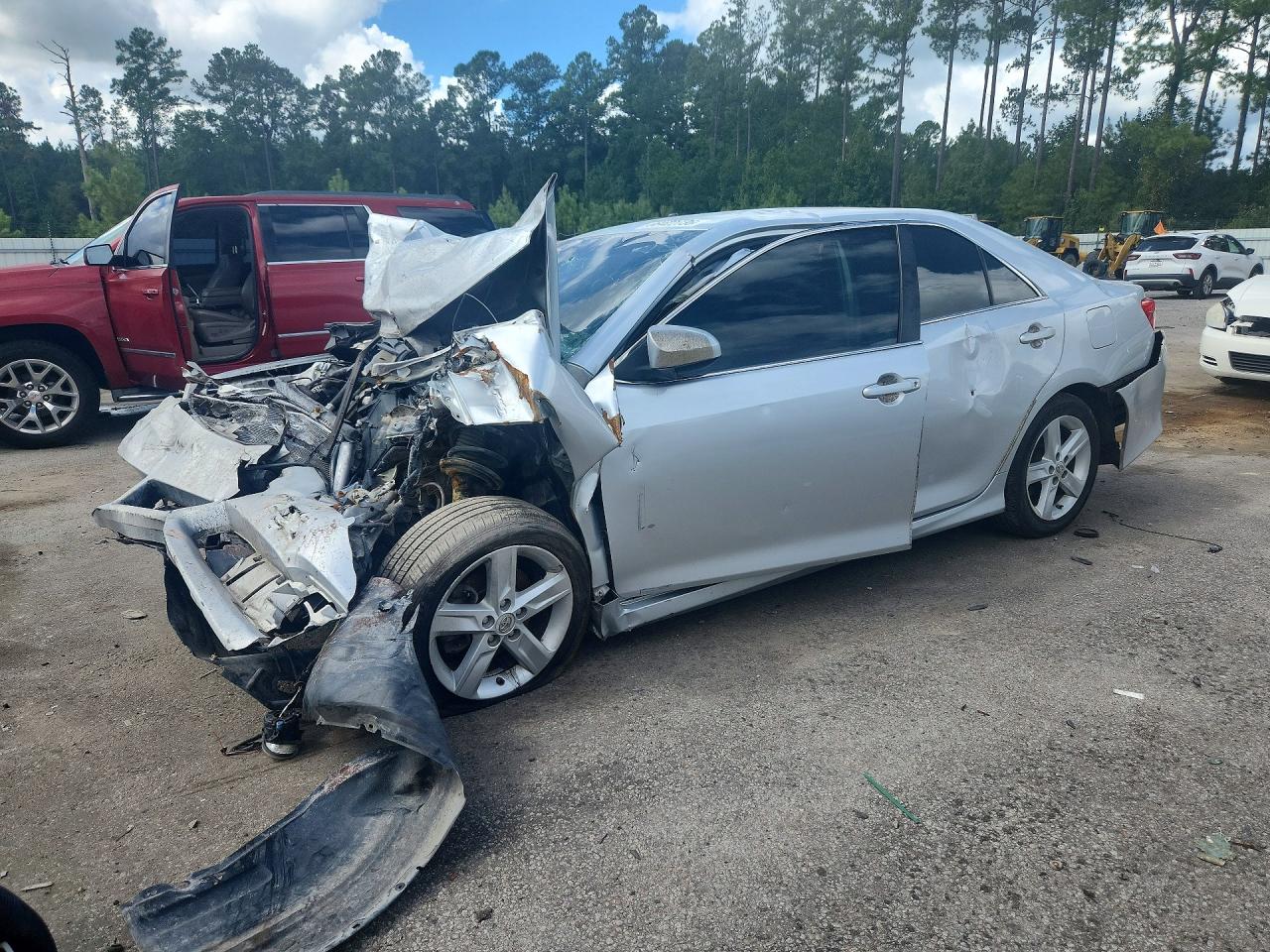 2014 TOYOTA CAMRY SE | 4T1BF1FK1EU449186 | UPCARS