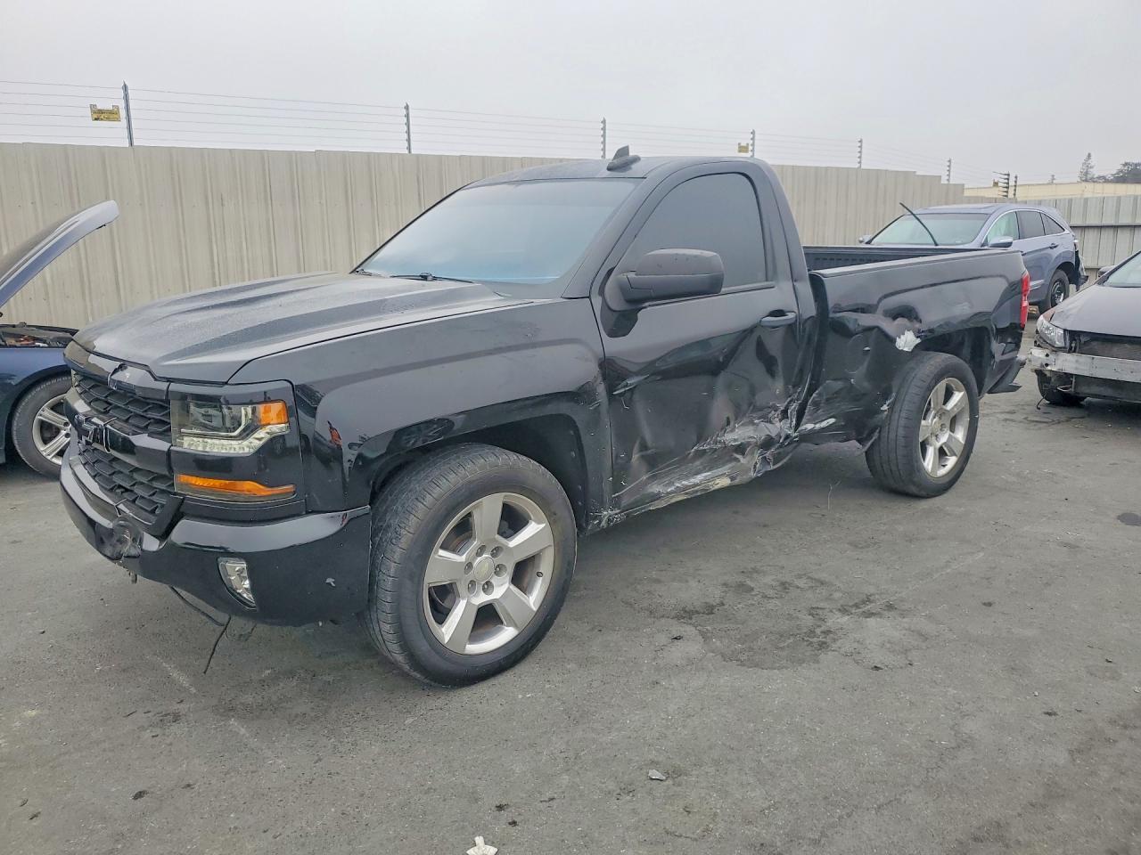 2017 CHEVROLET SILVERADO C1500 | 1GCNCNEC8HZ169753 | UPCARS