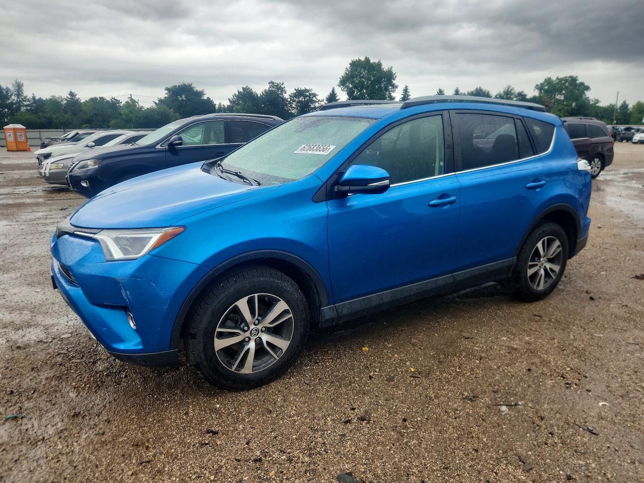 2018 TOYOTA RAV4 XLE | JTMRFREV7JJ723127 | UPCARS