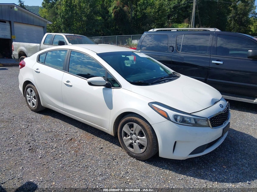 2017 KIA FORTE LX | 3KPFL4A76HE035407 | UPCARS