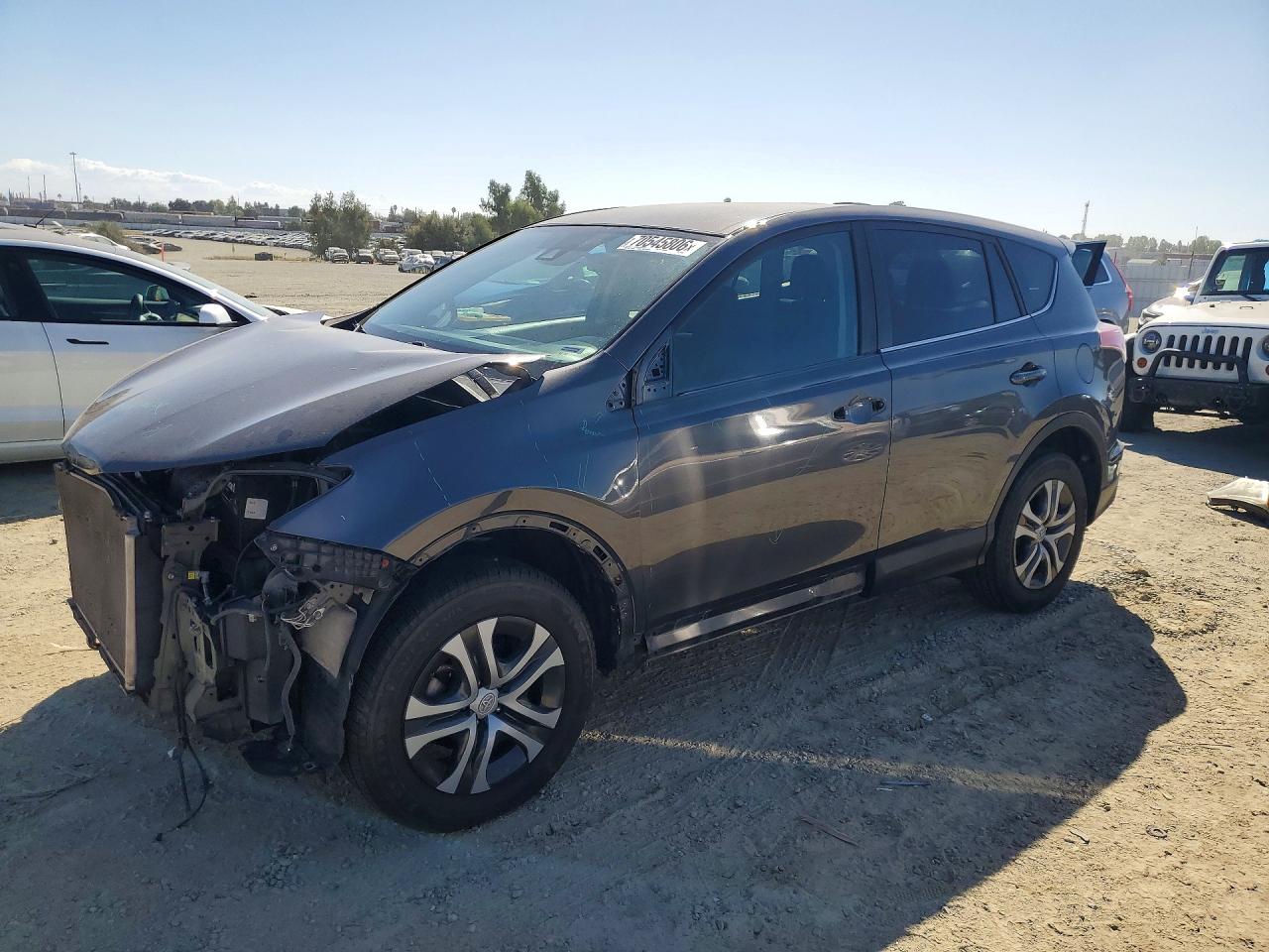 2018 TOYOTA RAV4 LE | 2T3BFREV6JW698305 | UPCARS