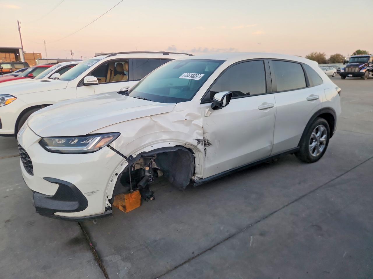 2025 HONDA HR-V LX | 3CZRZ1H30SM737940 | UPCARS