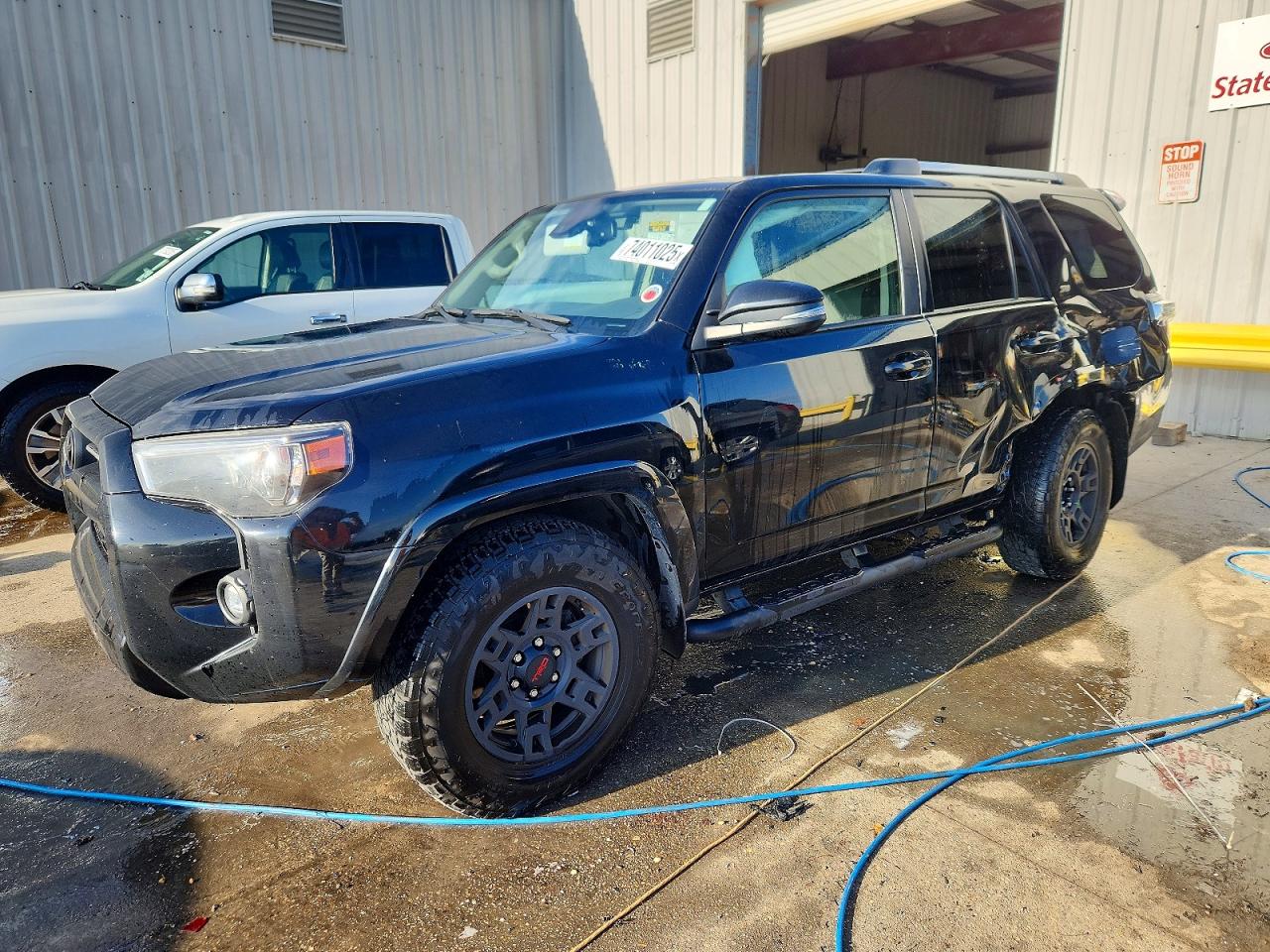 2023 TOYOTA 4RUNNER SR5 PREMIUM | JTEFU5JR5P5293945 | UPCARS