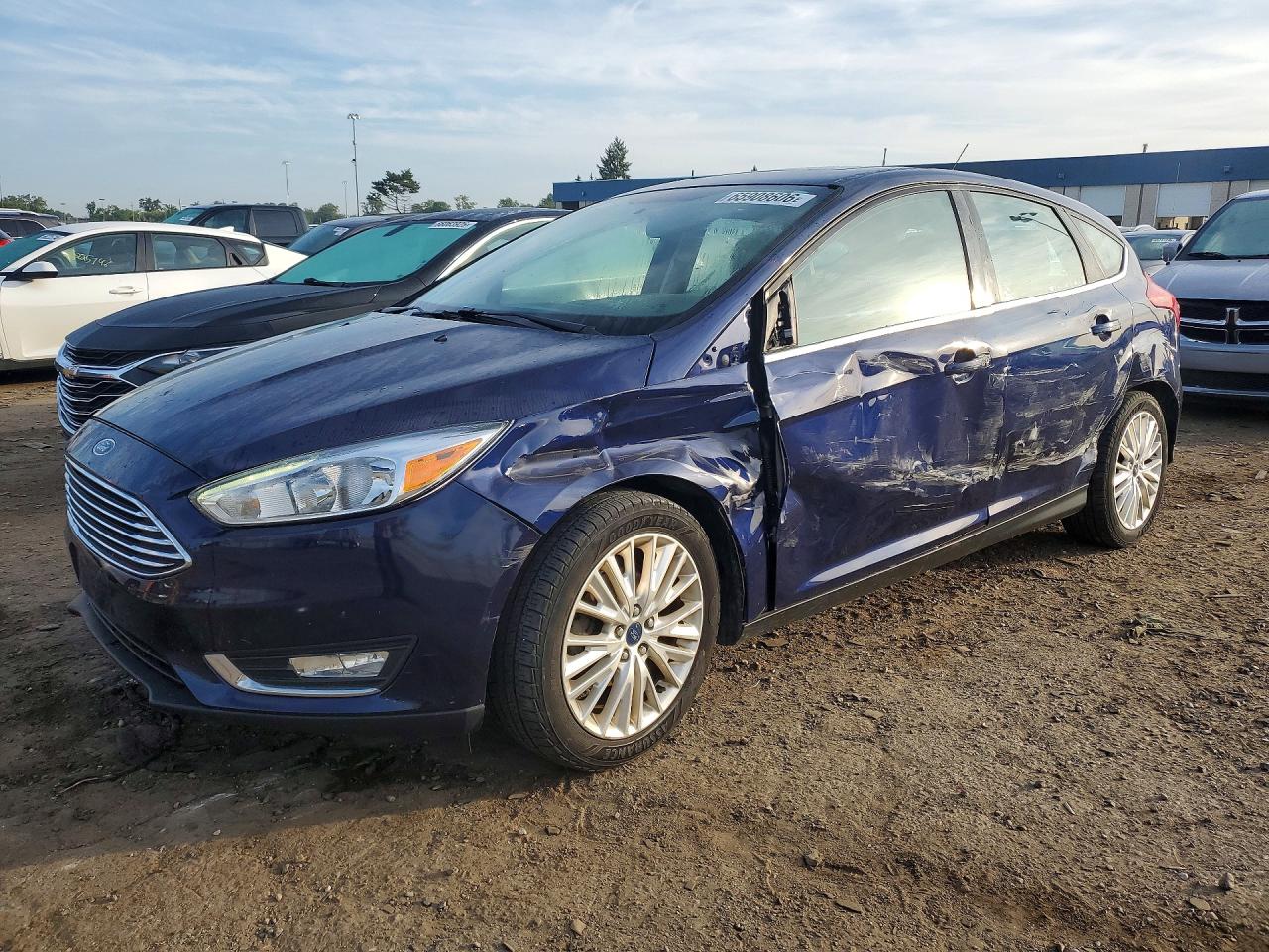 2017 FORD FOCUS TITANIUM | 1FADP3N23HL333995 | UPCARS