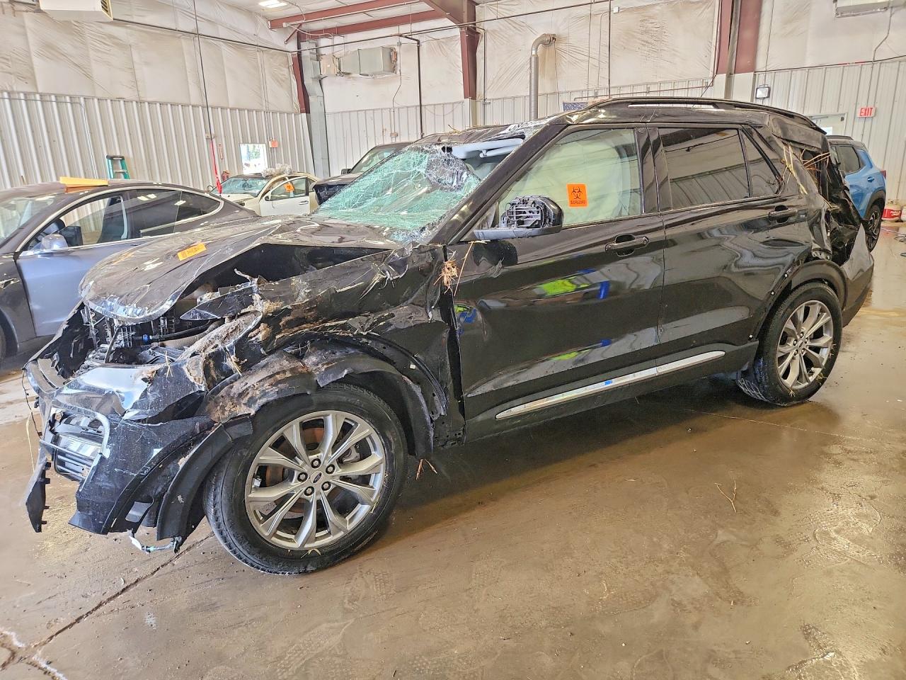 2022 FORD EXPLORER XLT | 1FMSK8DH2NGB32415 | UPCARS