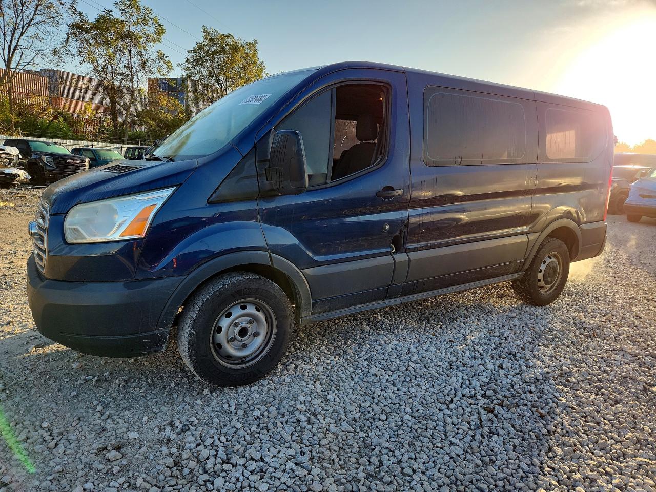 2015 FORD TRANSI T-150 | 1FMZK1YM7FKB21678 | UPCARS