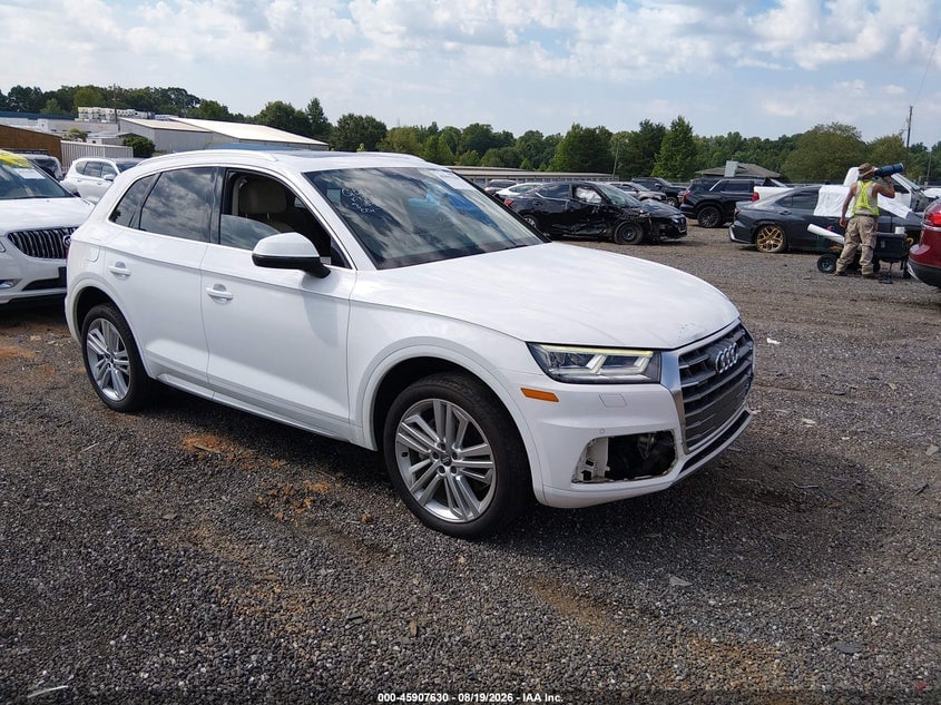 2018 AUDI Q5 2.0T PREMIUM/2.0T TECH PREMIUM | WA1BNAFY0J2013943 | UPCARS