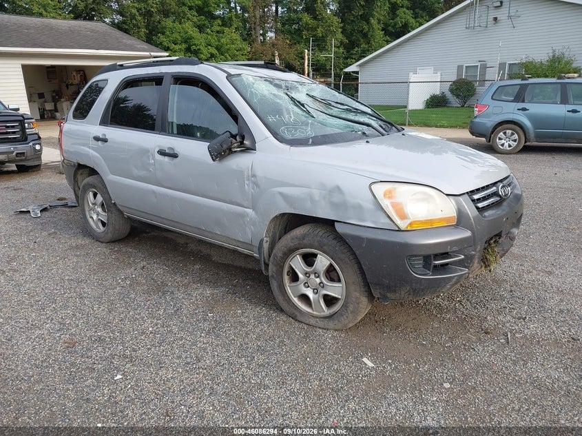 2008 KIA SPORTAGE LX | KNDJF724587508303 | UPCARS