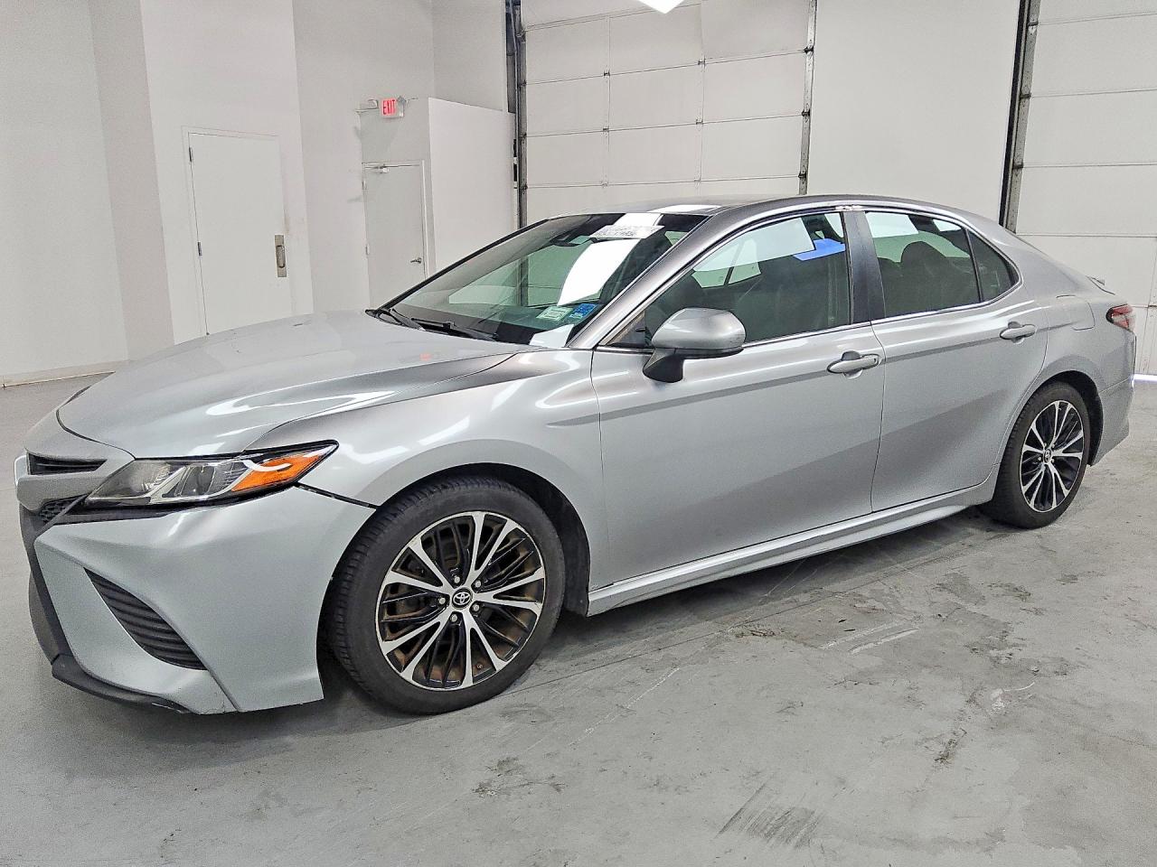 2018 TOYOTA CAMRY SE | 4T1B11HK2JU076715 | UPCARS